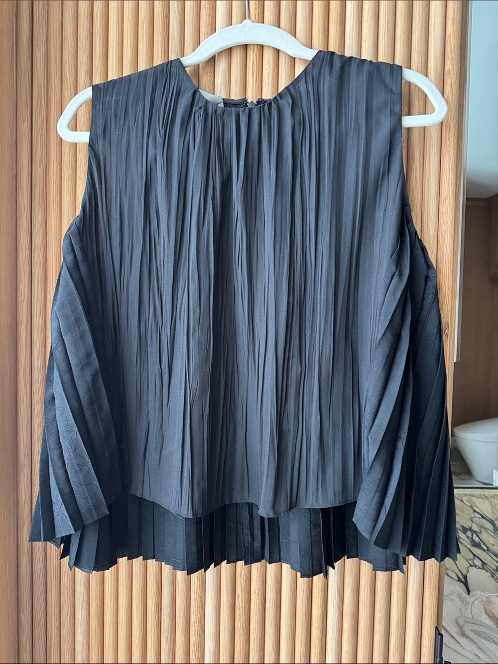 Vince Black Pleated Sleeveless Tunic